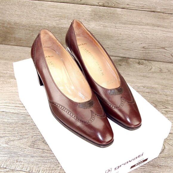 * NEW * $525 Arthur Beren GRAVATI Women's 6.5 M Pumps 3901 Brown * add $15 Trees - Picture 1 of 14